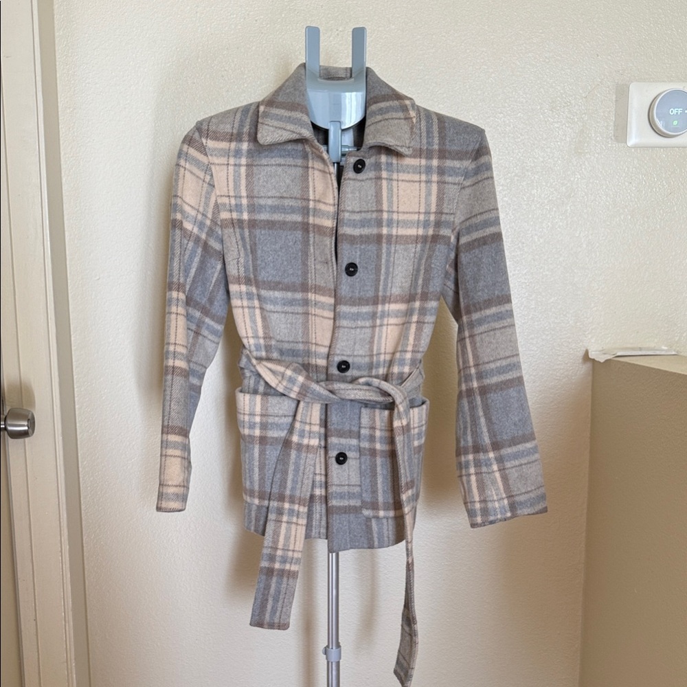 H&M Gray and Cream Plaid Trench Coat